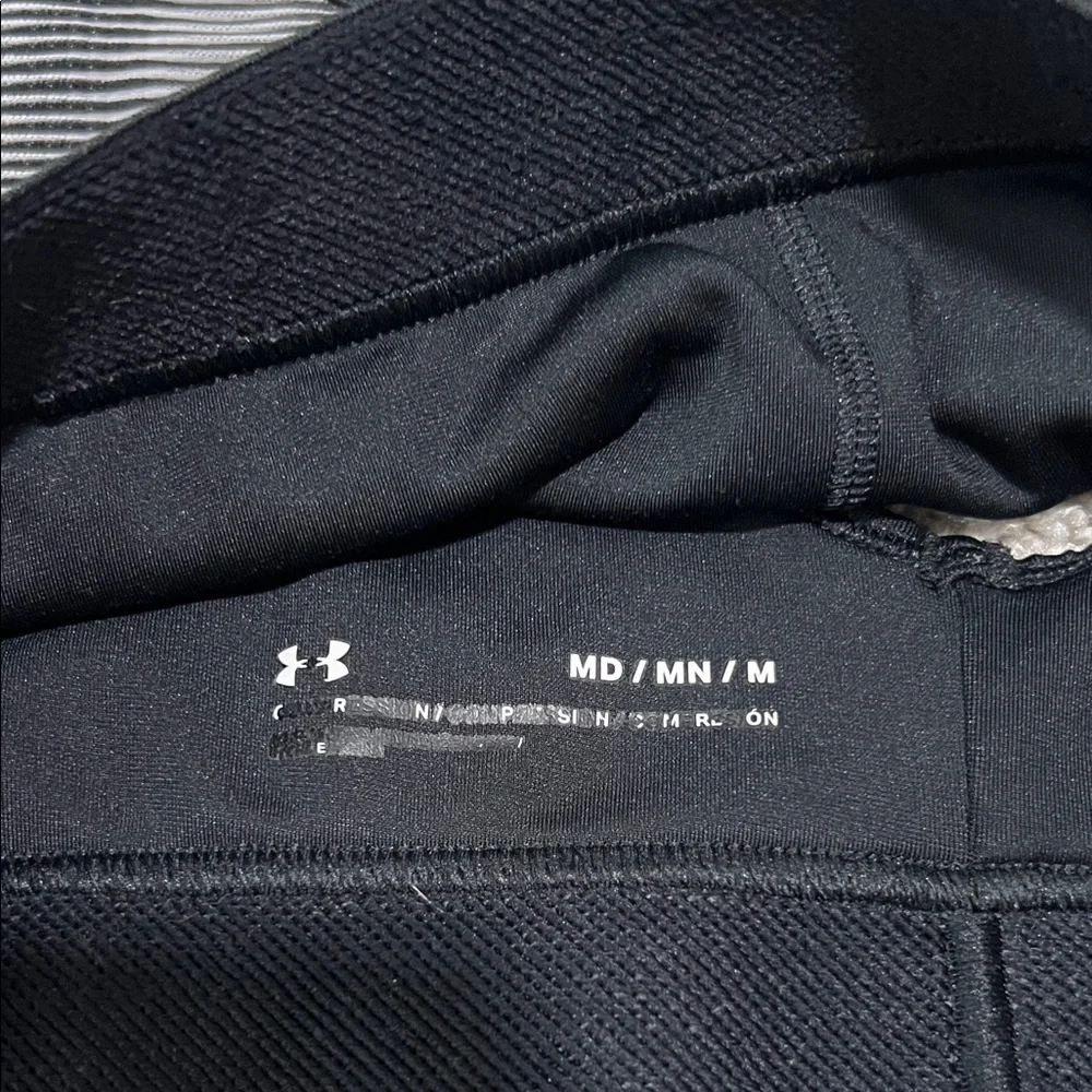 Under Armour Gray and Black Sports Bra - Picture 2 of 3